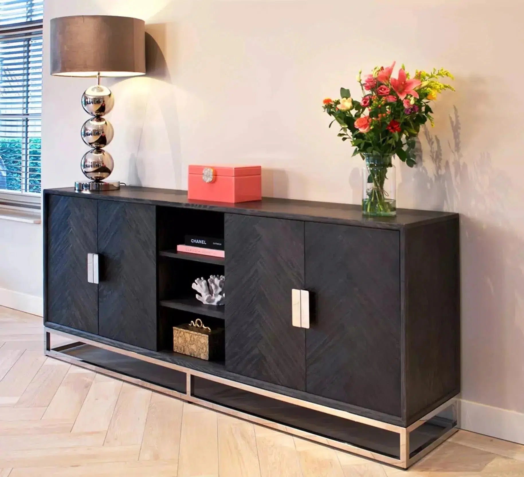 Richmond Interiors Sideboard Anrichte Blackbone silver 4-Türer + offenes Fach (Schwarz rustikal)-sideboard-Stil-Ambiente-8720621604624